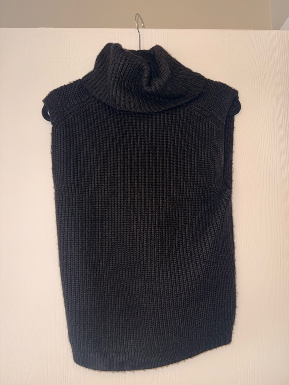 Express Black Sleeveless Turtleneck Knit Vest
